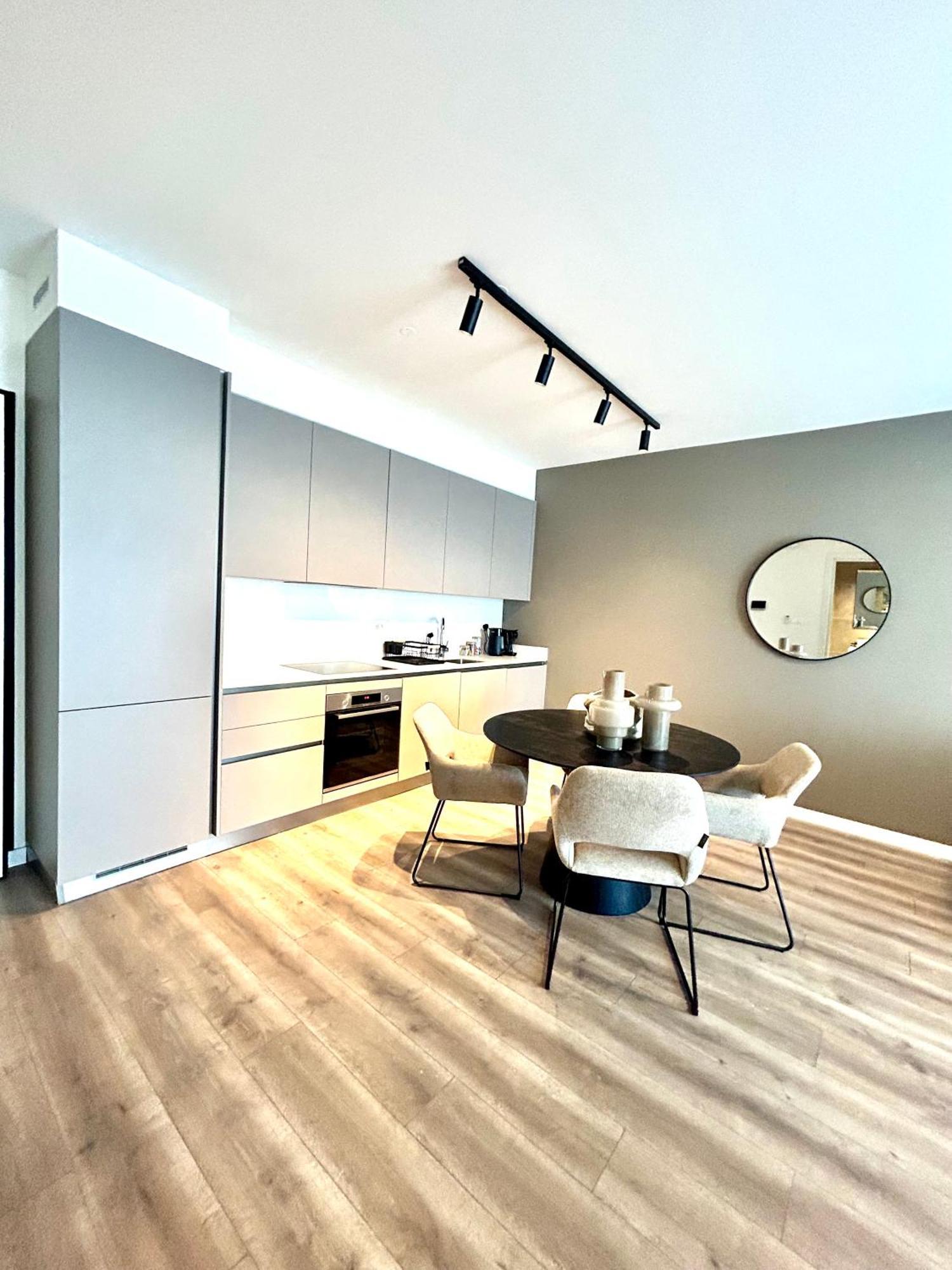 Sunset Gardens - Holiday Apartments - By Tlv Living Limasol Buitenkant foto