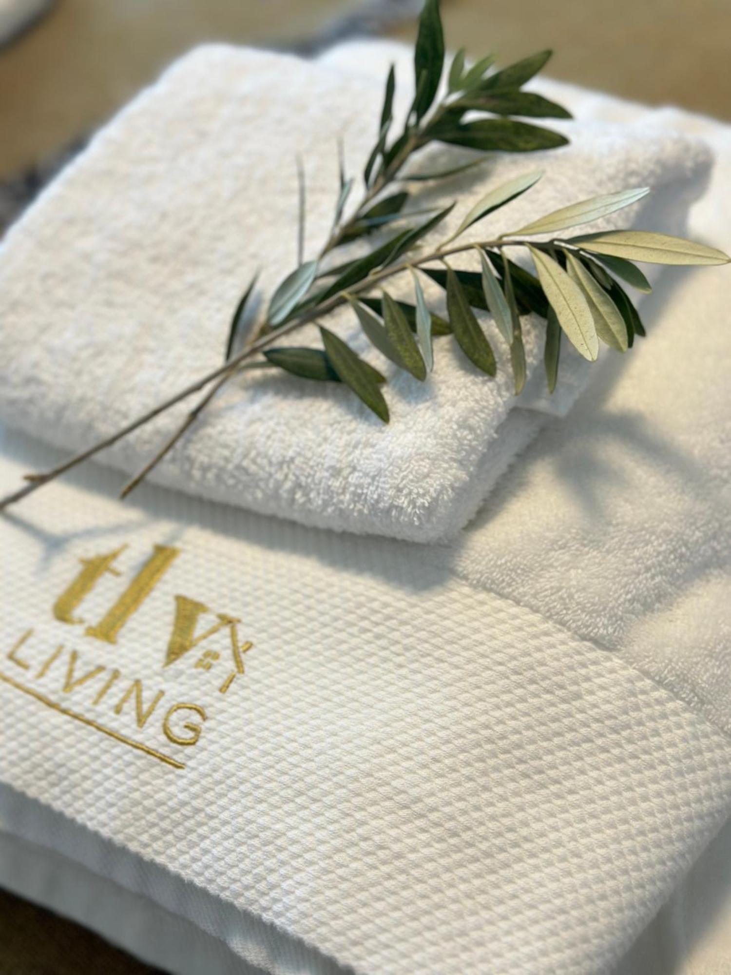 Sunset Gardens - Holiday Apartments - By Tlv Living Limasol Buitenkant foto