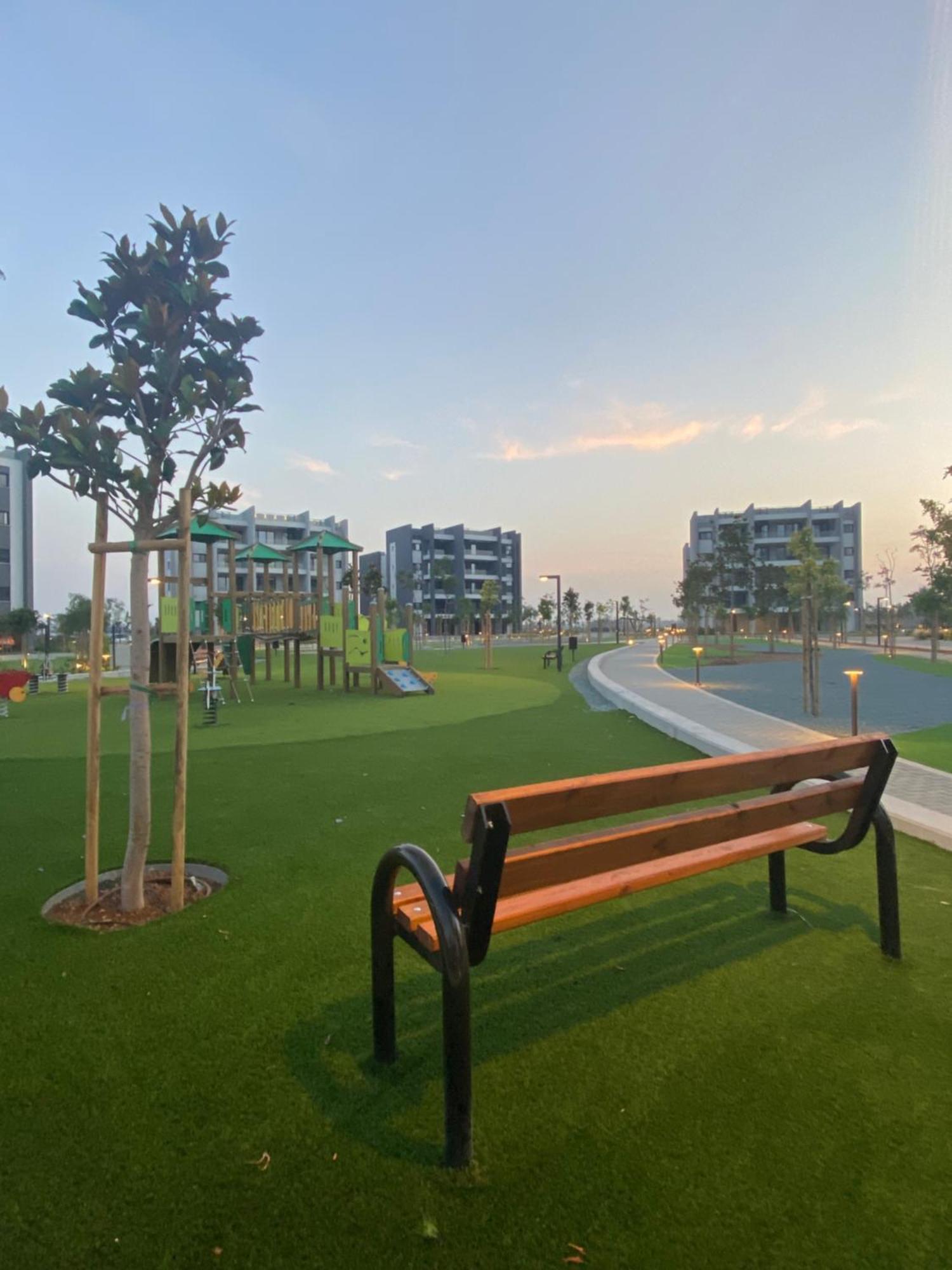 Sunset Gardens - Holiday Apartments - By Tlv Living Limasol Buitenkant foto