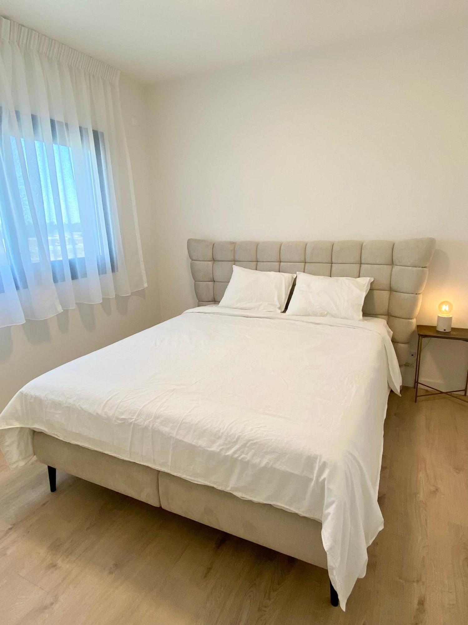 Sunset Gardens - Holiday Apartments - By Tlv Living Limasol Buitenkant foto